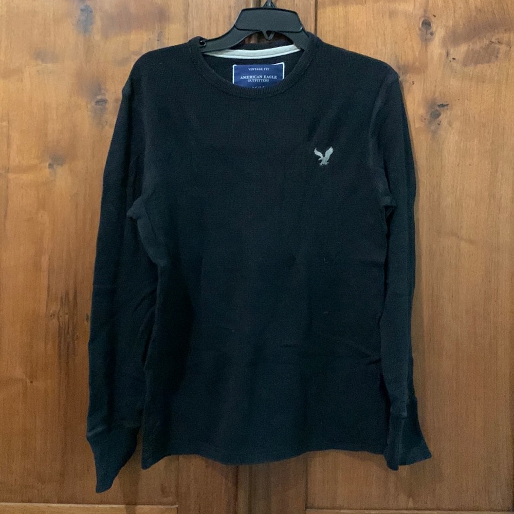 American Eagle Black Thermal Shirt